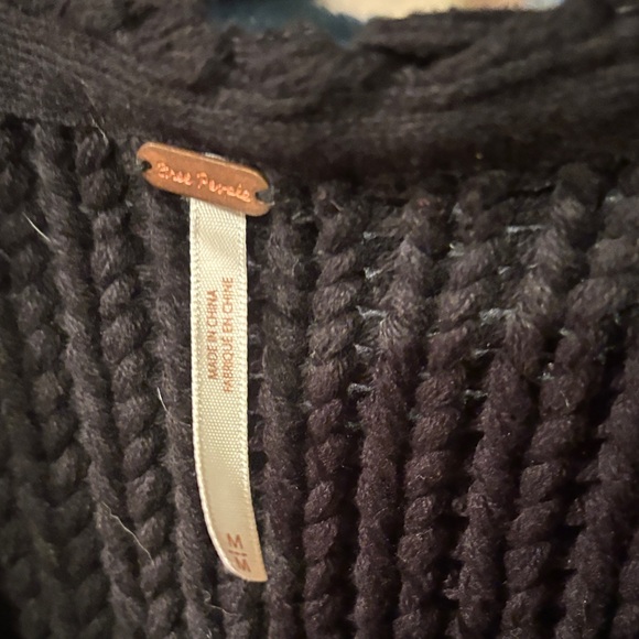 Free People Black Cable Knit Cardigan maxi very heavy M - Picture 2 of 2